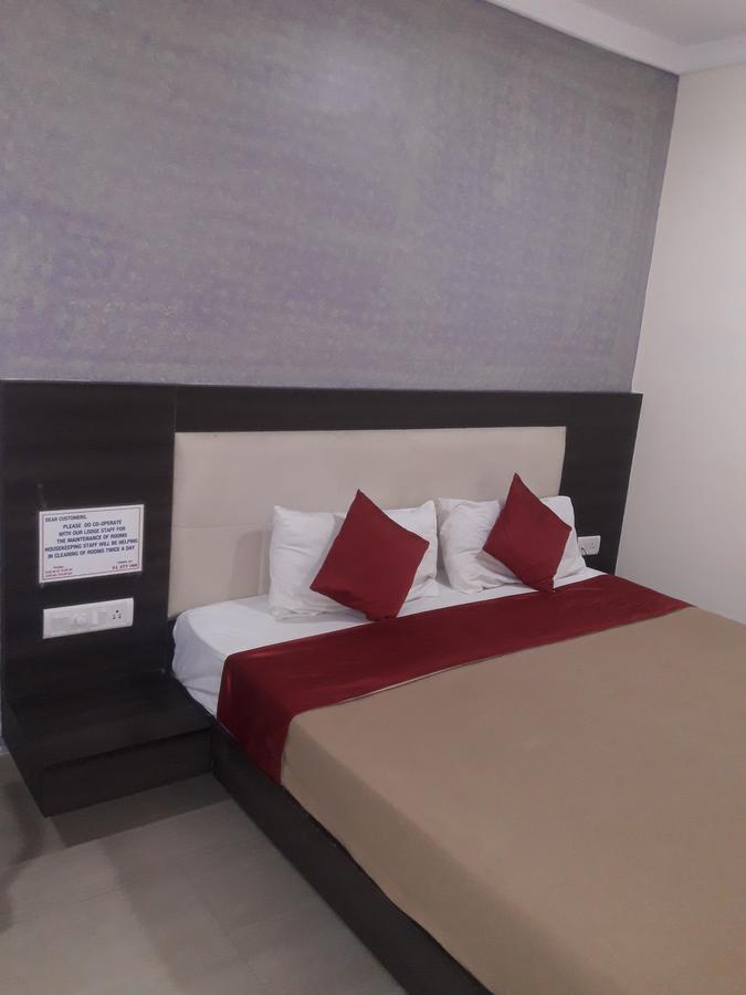 Vijaya Lakshmi Residency Hotel บังกาลอร์ ภายนอก รูปภาพ